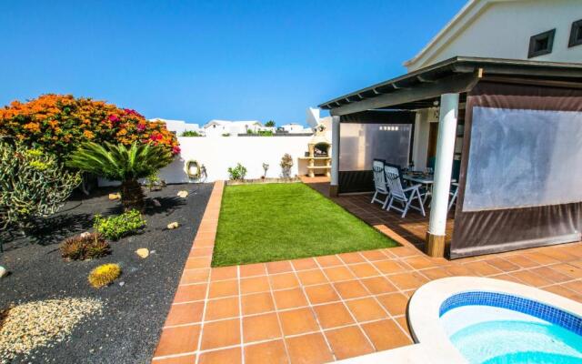 216 - Villa Helena by Villas Now Ltd