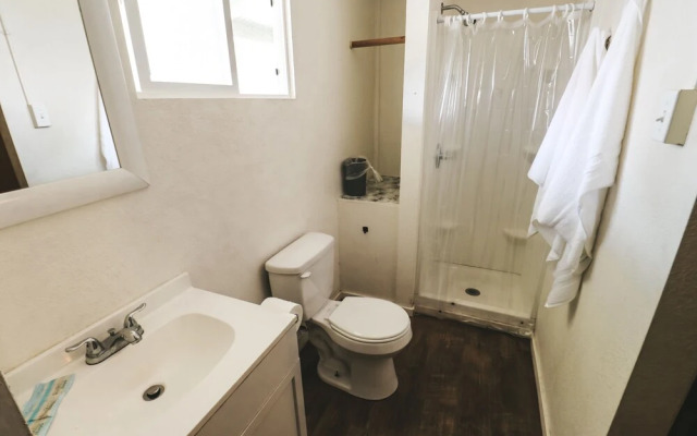 Central Maui Hostel