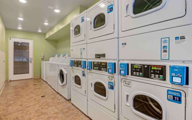 Extended Stay America Select Suites - Indianapolis - Greenwood