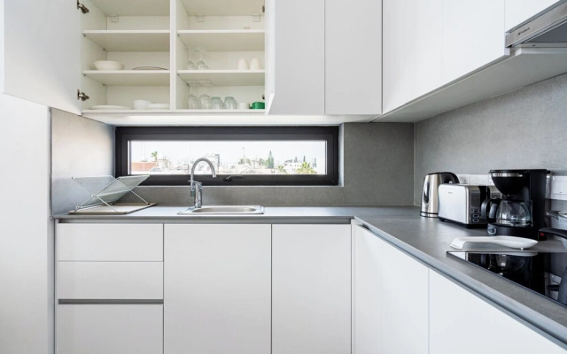 Solara - Stylish Balcony Apartments in Larnaca