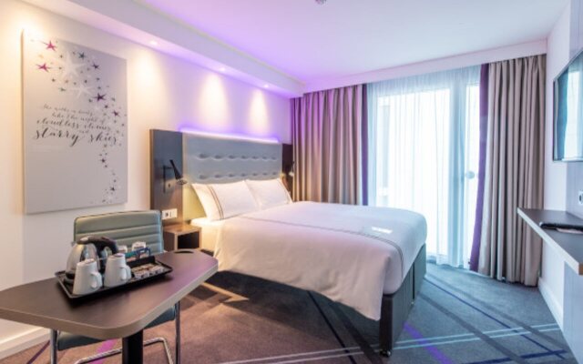 Premier Inn Stuttgart City Centre