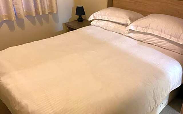 Steeple Bay Lodge