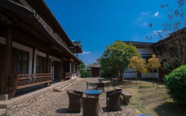 Gengdu Courtyard