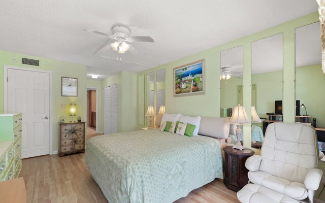 South Beach 302 by Vtrips