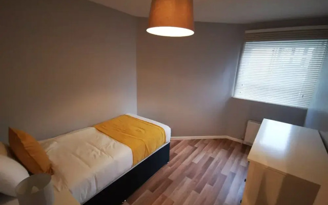 McDonald Road Apartment
