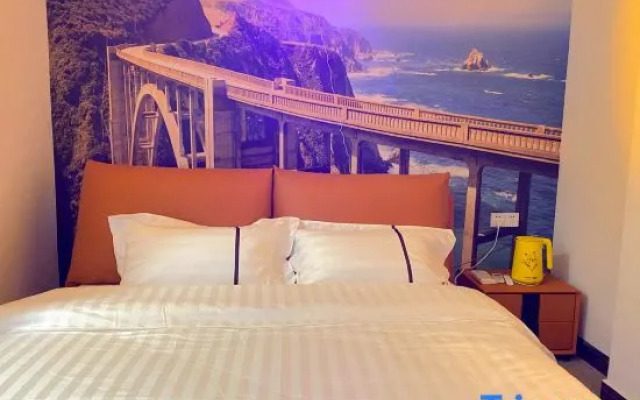 Nordic Peninsula Holiday Hotel(Zhuhai Jinwan International Airport)