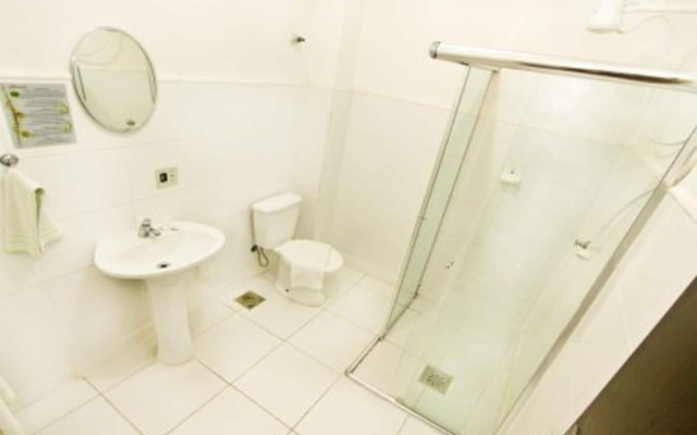 Turrance White Hotel