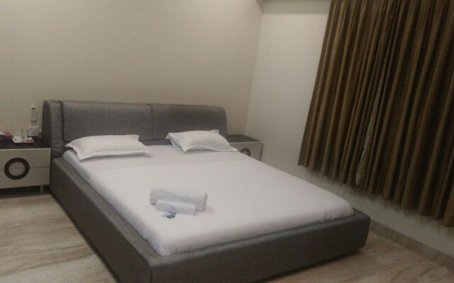 Kalpatharuvu-KNY Service Apartment
