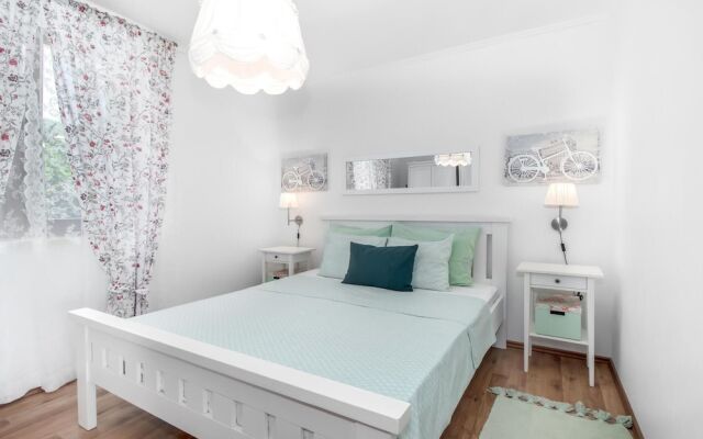 Beautiful Home in Dramalj With Wifi and 2 Bedrooms