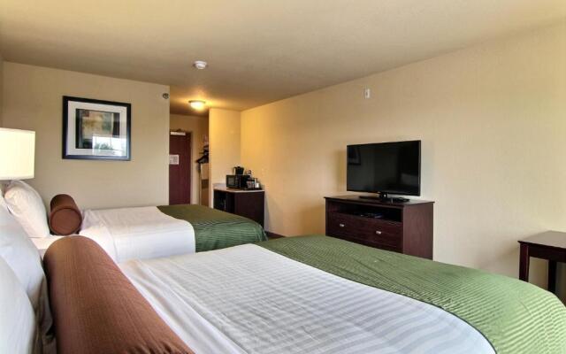 Cobblestone Hotel & Suites - Crookston