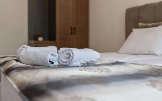 Deluxe Apartment in Oberhausen With Breakfast