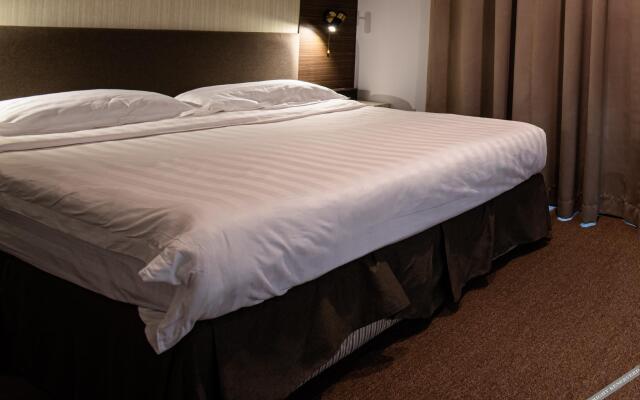 Capital O 90617 Hotel Meliden