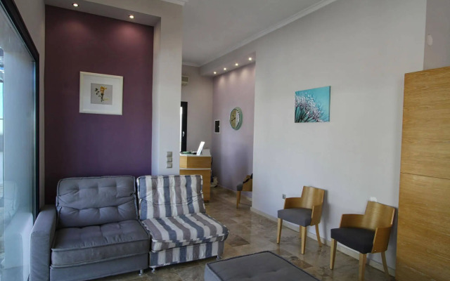 Ilioxenia Studio & Apartments