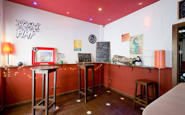 Oasis Backpackers Hostel Granada