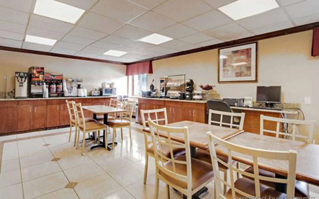 Quality Inn Jessup - Columbia South Near Fort Meade