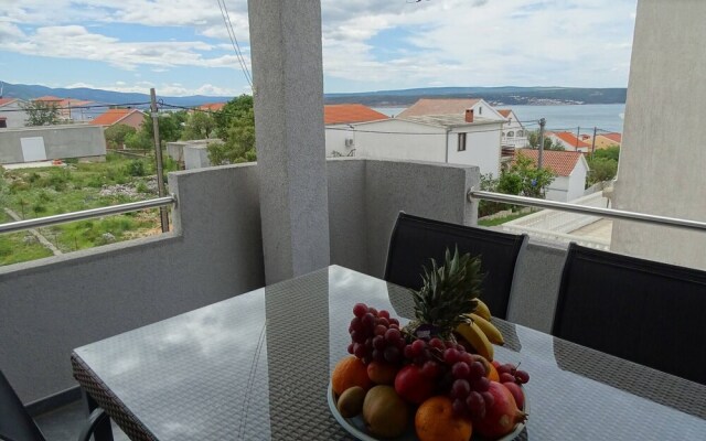 Holiday House Viktoria With Pool For 14 People