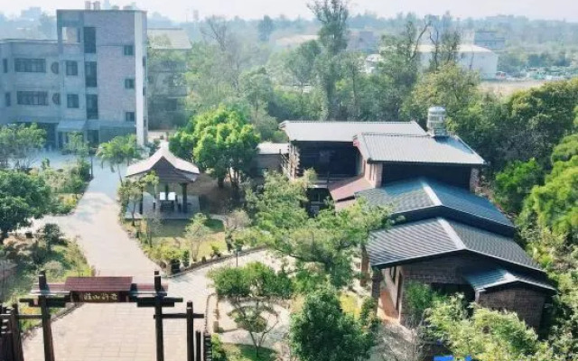 Lao Xu Shan Zhuang