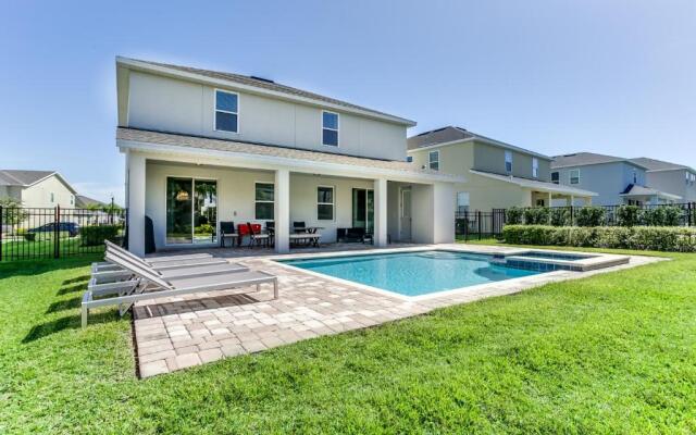 8 Bedroom Vacation Home with Pool 2114