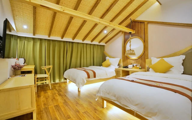 Yuexijiang Boutique Holiday Hotel