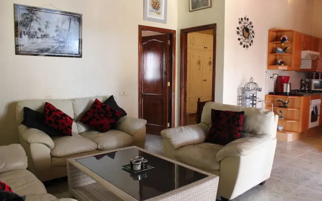 Beautiful 2-bed Bungalow in Parque Holandés