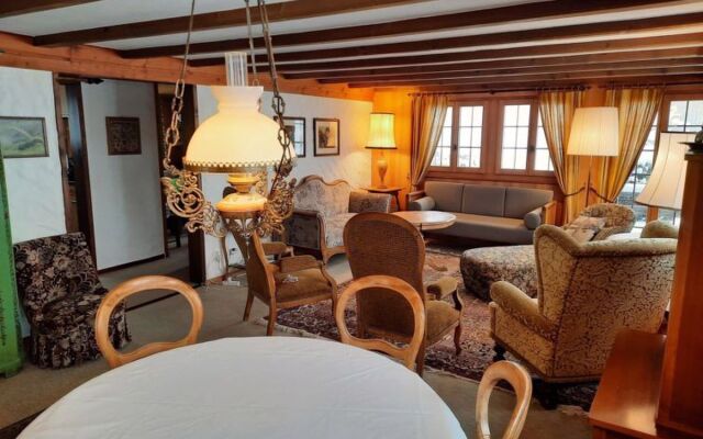 Aerneli, Chalet