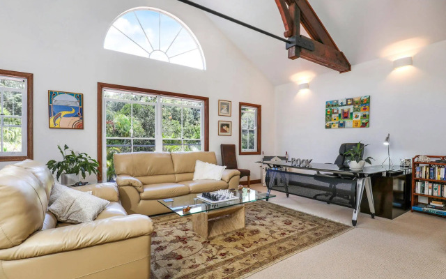 Kingfishers Manor @ Noosa