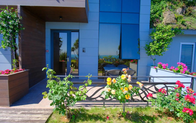 Peerless Villas Hotel