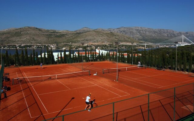 Valamar Tirena Hotel