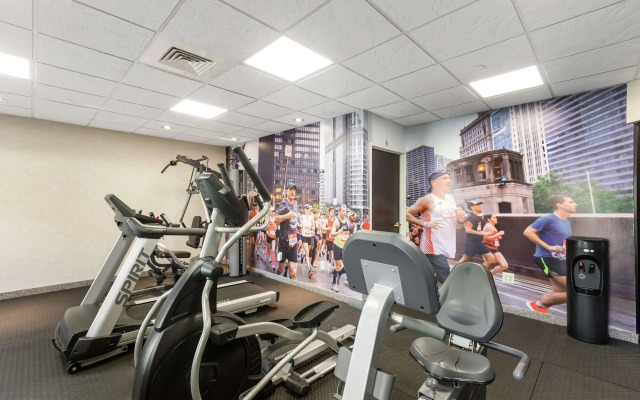 Best Western Inn & Suites - Midway Airport