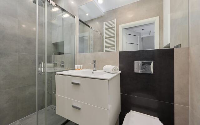 Modern Studio Gwiazdzista by Renters