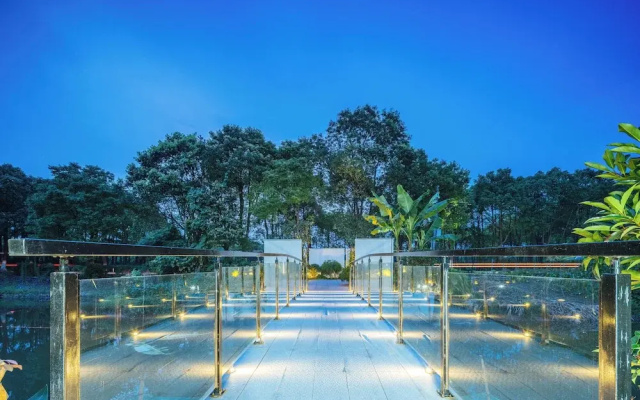 Yinshu Lunas Vila Courtyard Garden Resort  (Shanghai International Tourism Resort Branch)