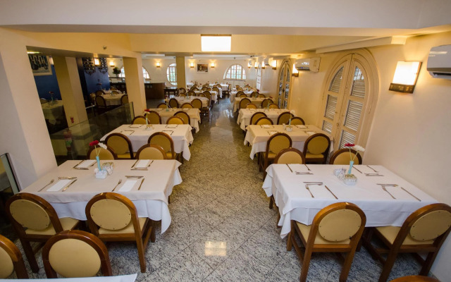 Hotel Monte Alegre