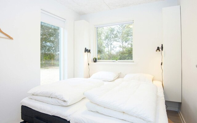 8 Person Holiday Home in Vemb