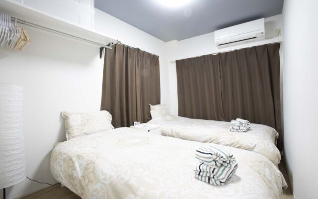 1 min from Koenji st 6mins from Shinjuku A