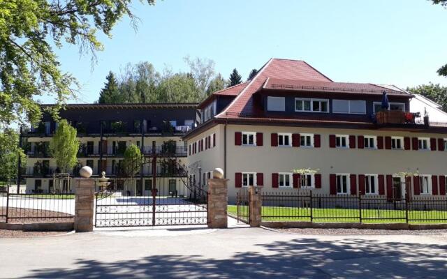 Waldhotel Rainau