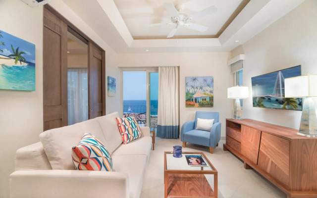 V Azul Vallarta - Luxury Vacation Rental- Adults Only