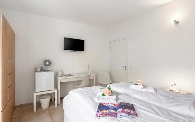 Residenza La Serenata – Guest Rooms – Cavigliano