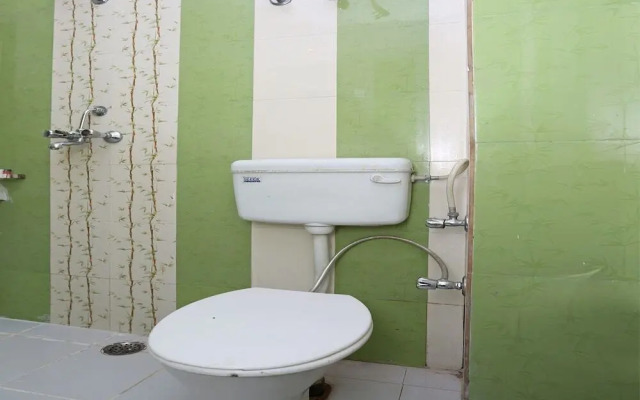 Hotel Anuradha Palace