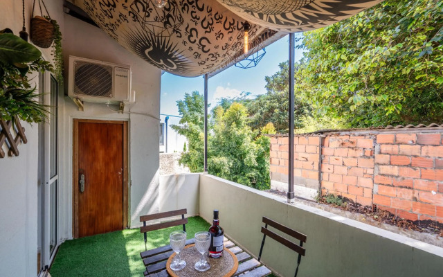 Large Flat w/ Terrace | Ace Location @ Aliados