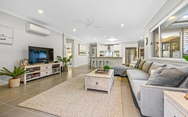 Salty Pause @ Bondi House