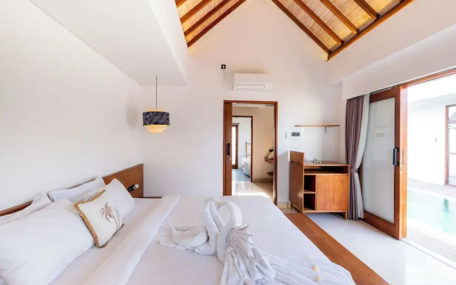Floros Villa Canggu by Uniquecations