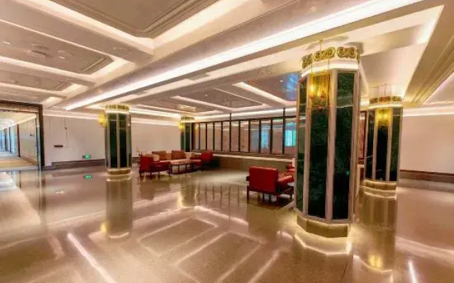 Qiqihar Lakeside Hotel