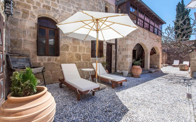 Saint Artemios Hotel and Oriental Suites