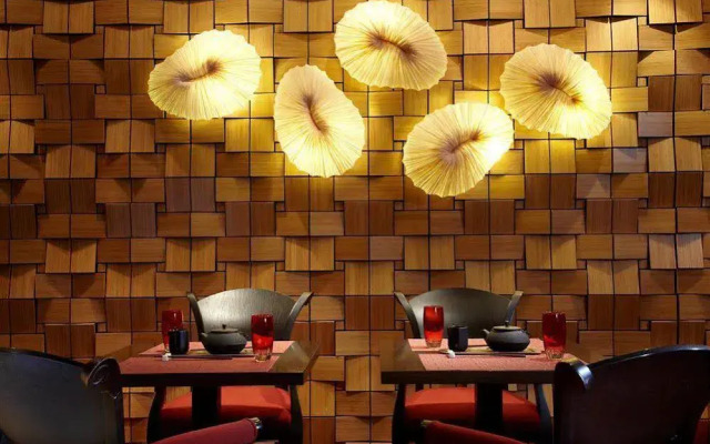 Renaissance Zurich Hotel