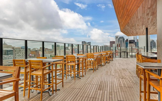 Cambria Hotel Boston Downtown - Seaport