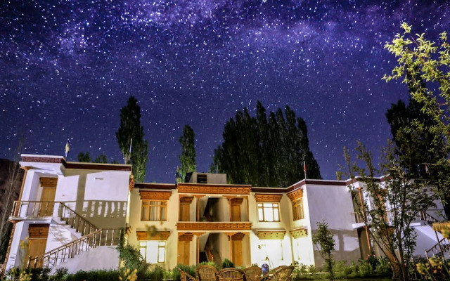 Sand Dunes View Resort