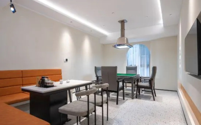 Haikou Mandao Hotel (Hainan University Haidian Campus Nanmen Branch)