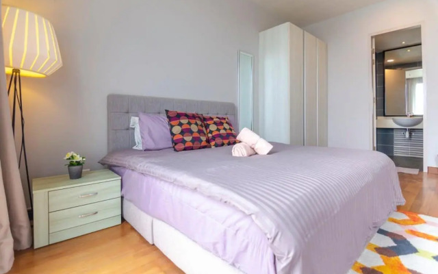 Lux 3BR Suite Puteri Harbour Near Legoland & Hello Kitty