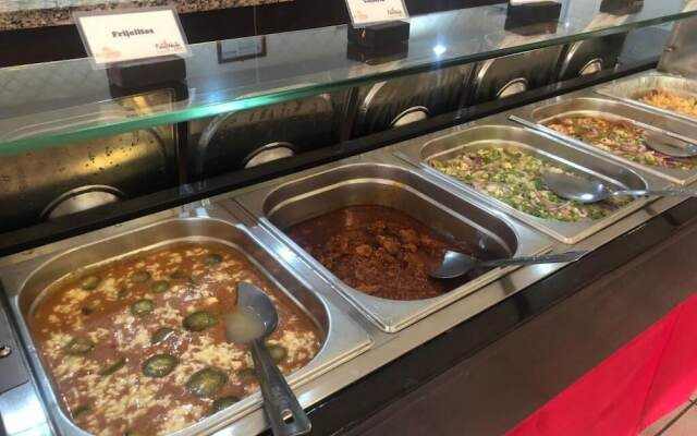 El Camino Hotel & Suites