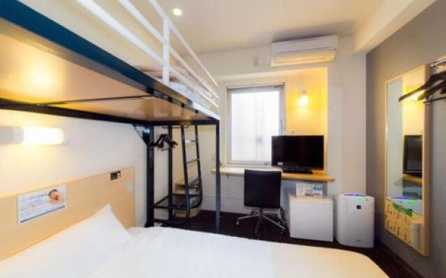 Super Hotel Subway Tanimachi 4-chome Exit 6